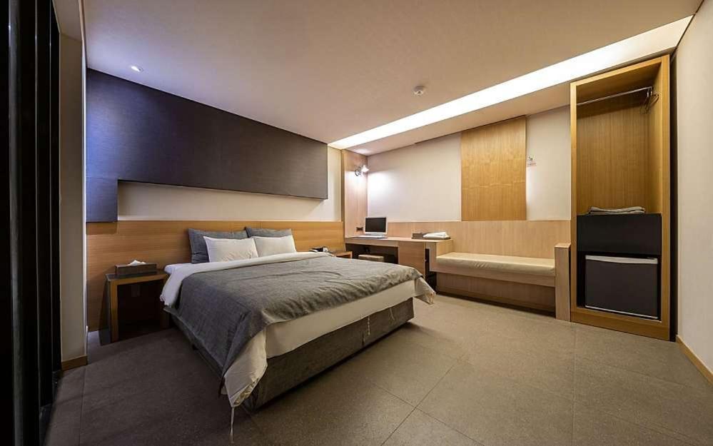 Boutique Hotel K-Oido Siheung Bagian luar foto