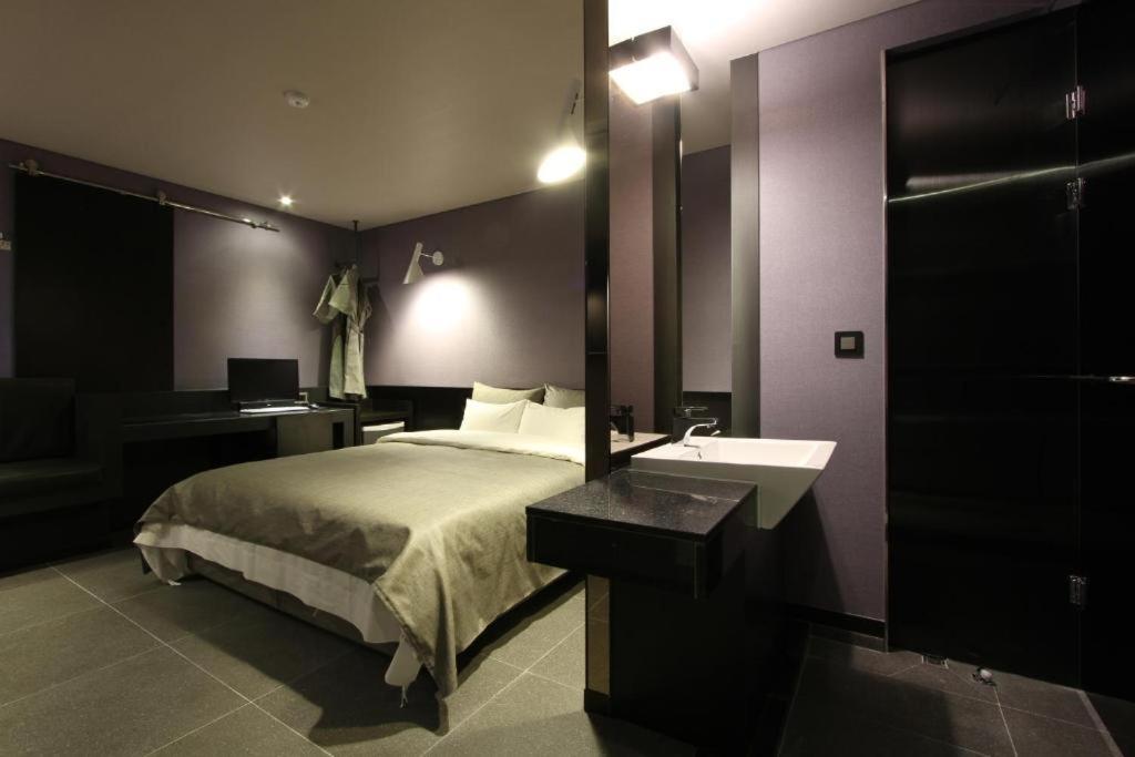 Boutique Hotel K-Oido Siheung Bagian luar foto