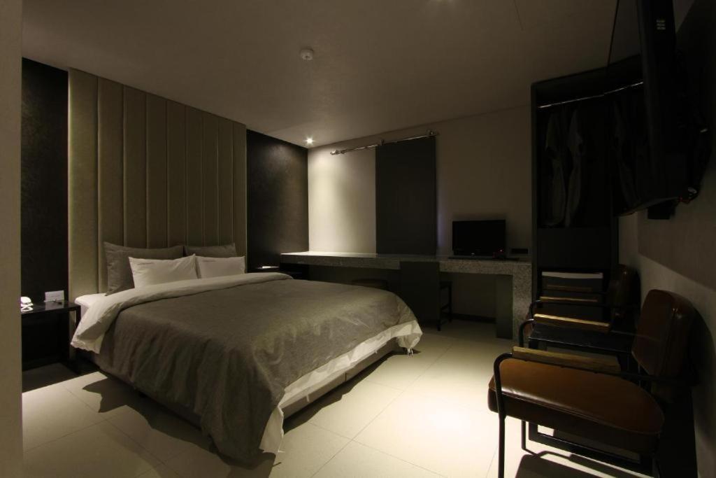 Boutique Hotel K-Oido Siheung Bagian luar foto