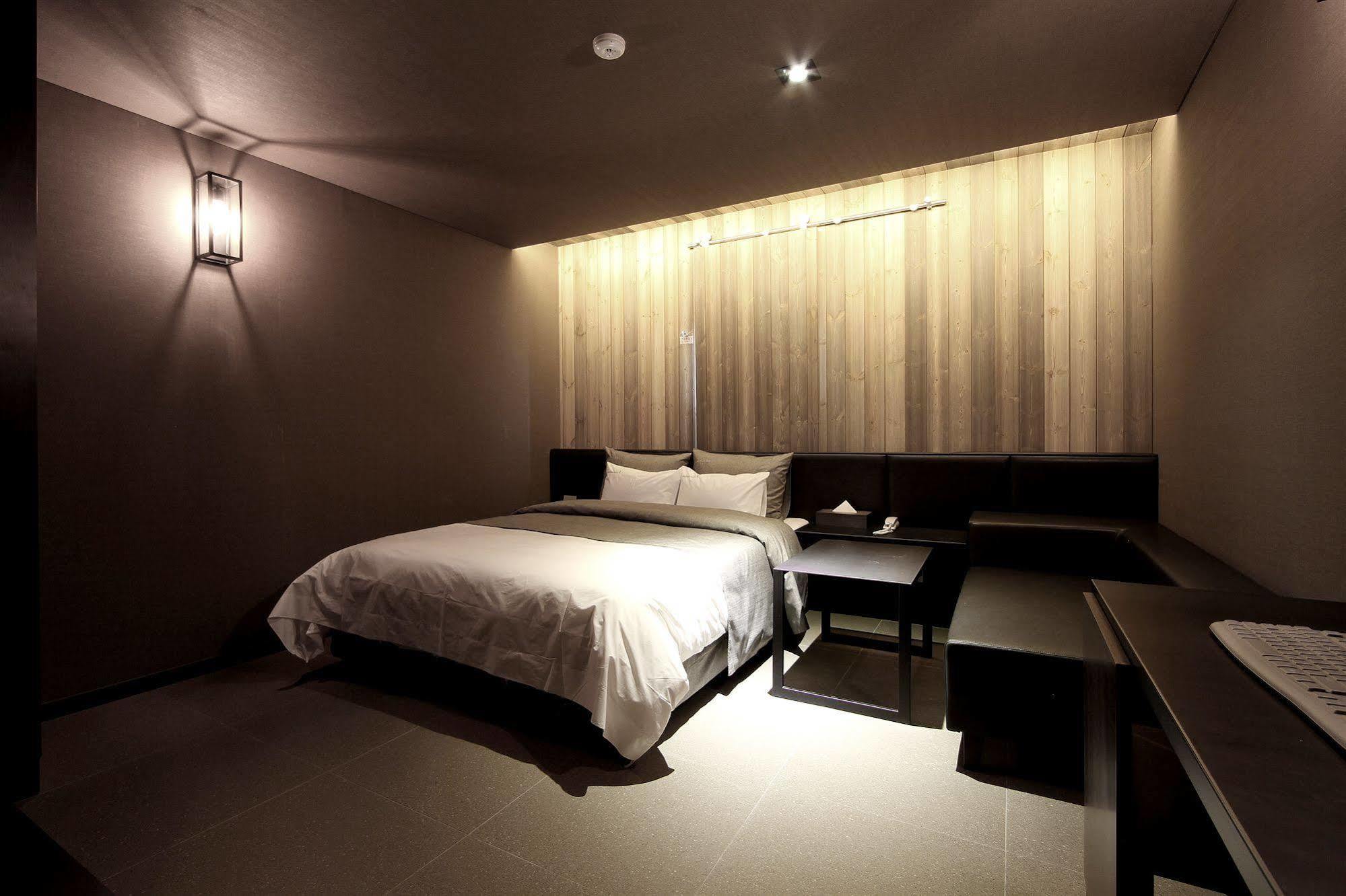 Boutique Hotel K-Oido Siheung Bagian luar foto